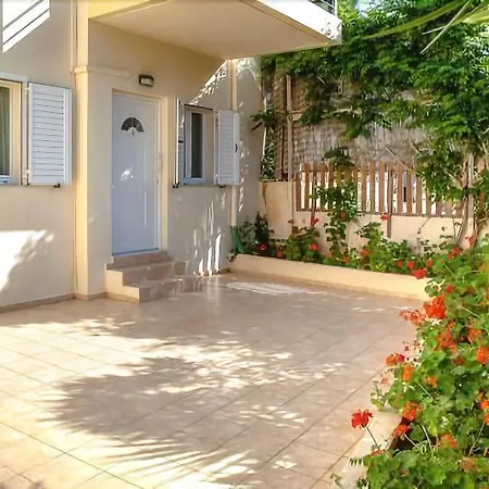 Aparthotel Astir 3*