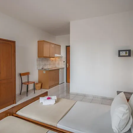 Aparthotel Astir 3*