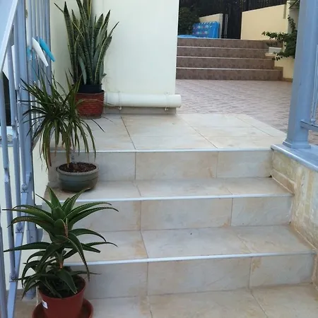 Aparthotel Astir